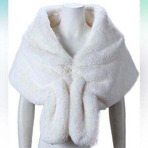 Elegant White Faux Fur Wrap